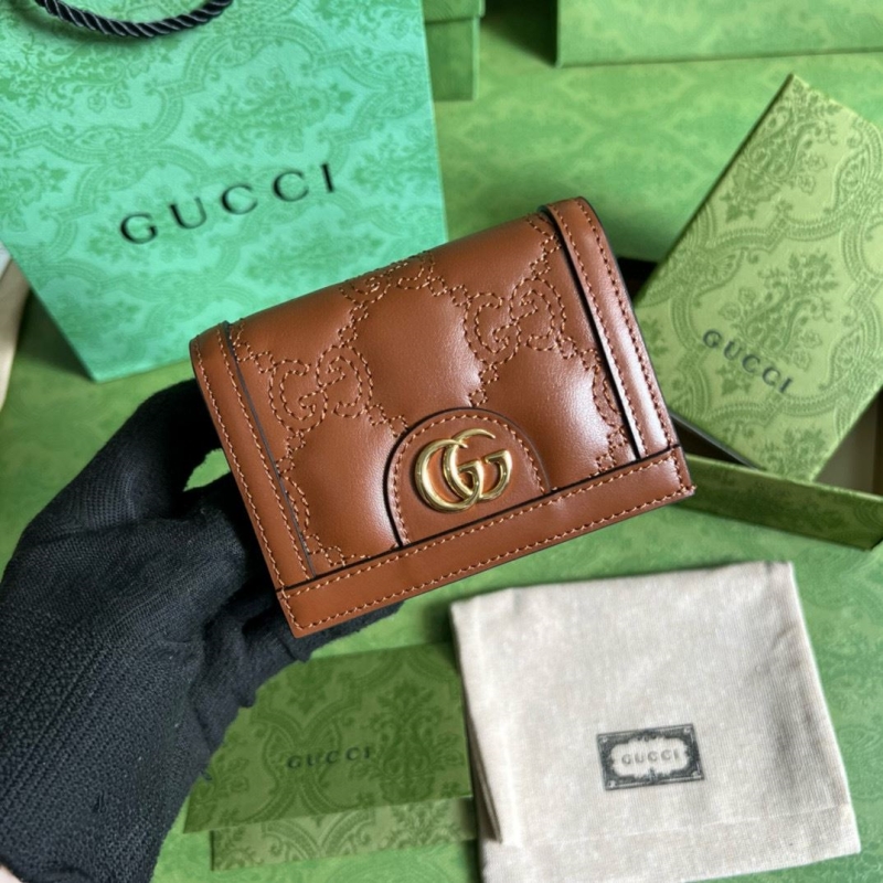 G*u*i wallets & purse